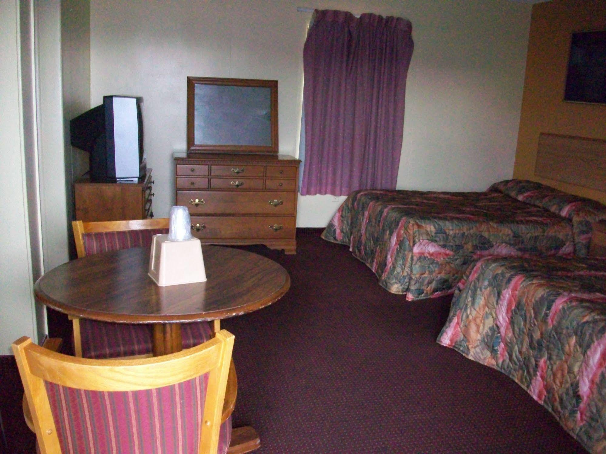 Hilander Park Skyland Inn - Bristol מראה חיצוני תמונה